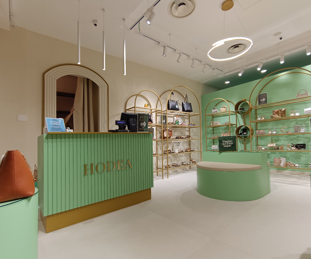 ”Hodea-shoes” progettazione locali commerciali