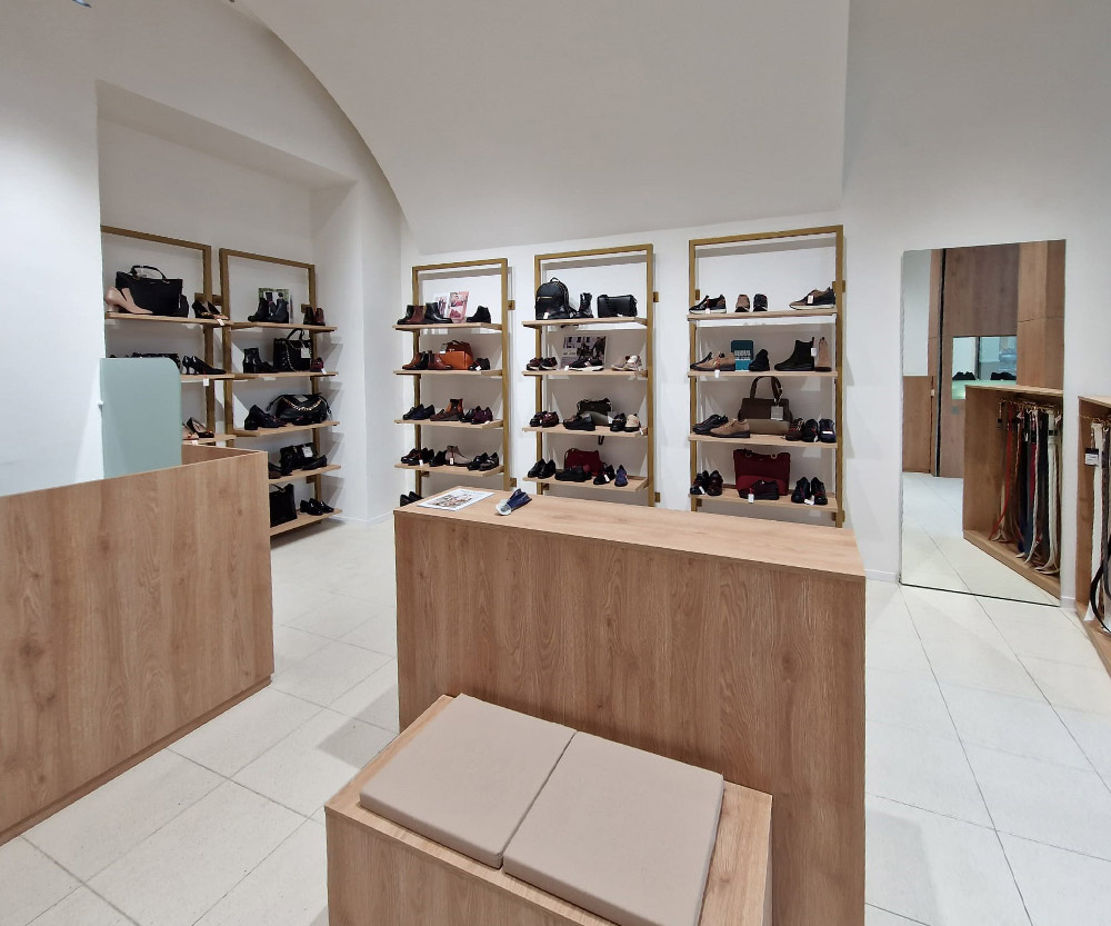 ”Melluso-scarpe” architetto a napoli